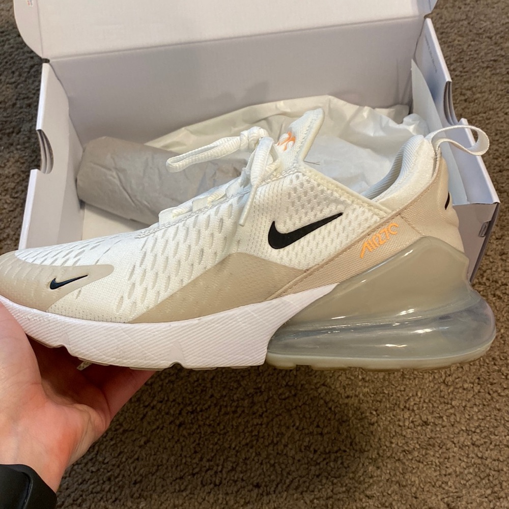 Nike Air Max 270 Desert Sand Peach Cream